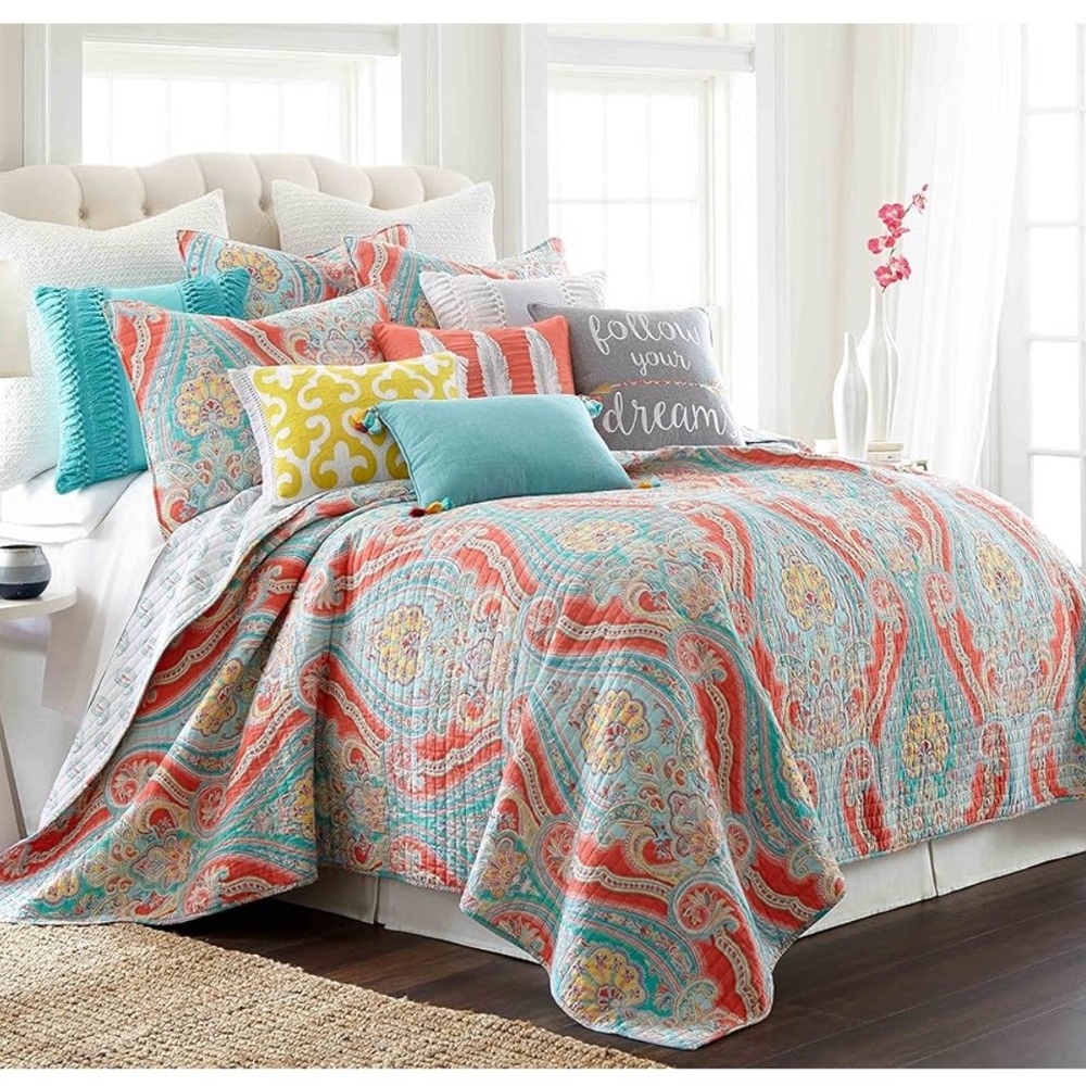 Levtex Home - Greenwich Quilt Set -Full/Queen